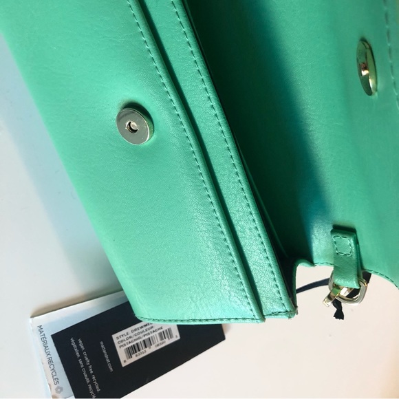 NWT Matt & Nat DREWMED Vegan crossbody bag - pistachio - Picture 4 of 5